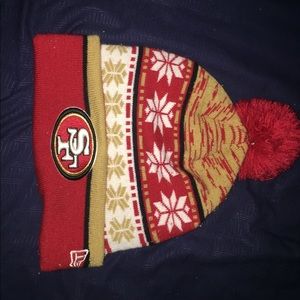 San Francisco’s 49ers beanie
